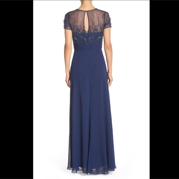 NWT JS Collections [ 0‎ or 2 ] Embellished Mesh & Chiffon Gown in Navy Blue - Picture 2 of 8